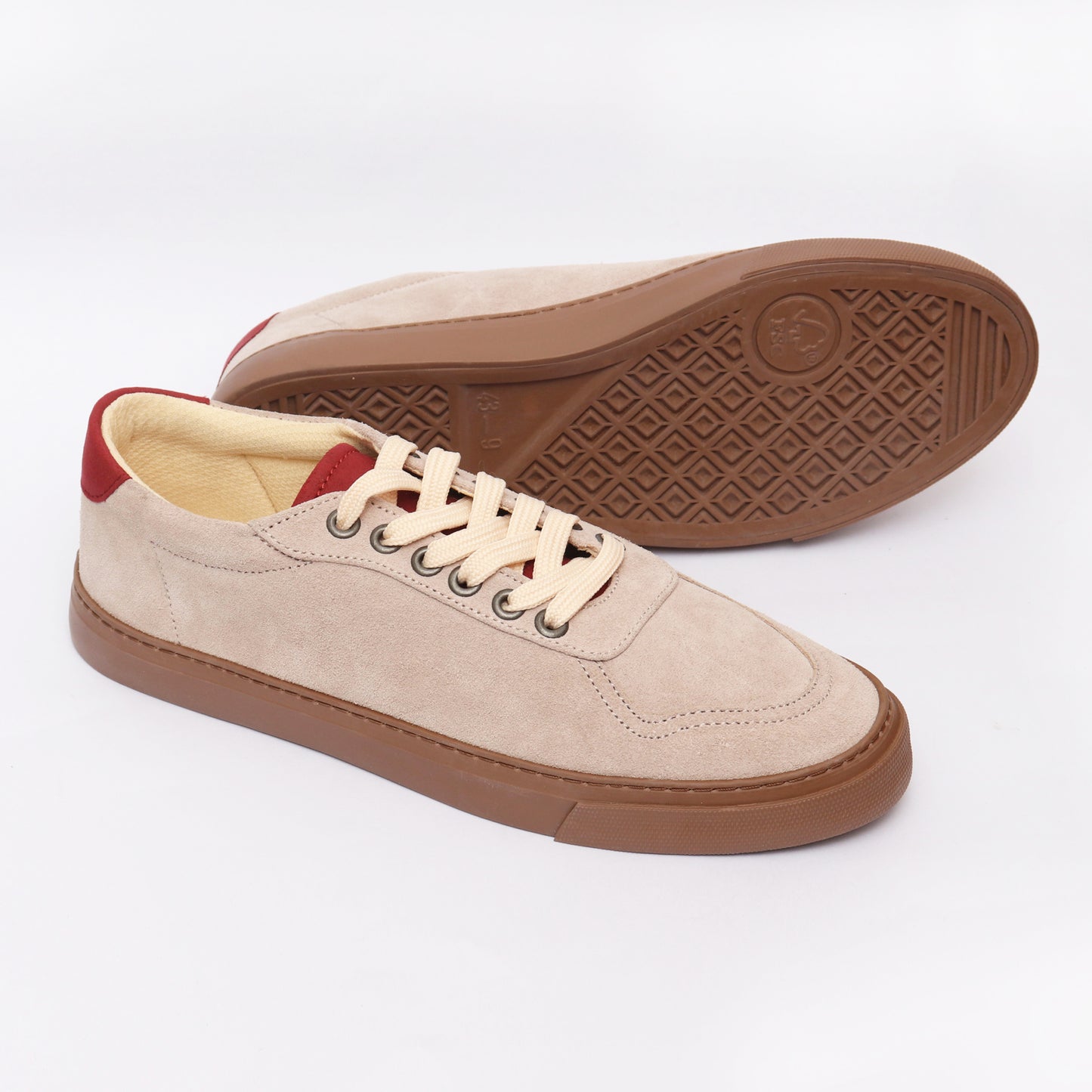 Comfort Lace up Beige/Burgundy